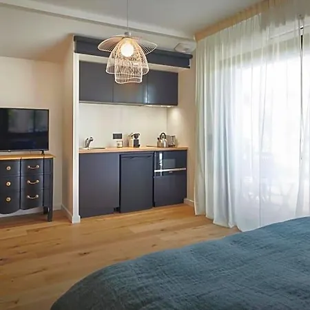 Le Cabanon B&B 비다르